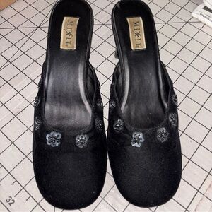 MIXIT Women's Black Velvet 9M Mules